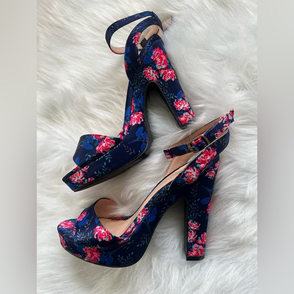Nicole Miller “Lindy” Floral Platform Heels